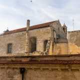Da questo vano, affacciandoci alla finestra, possiamo godere di una vista inedita della vicina chiesa del Ges� 